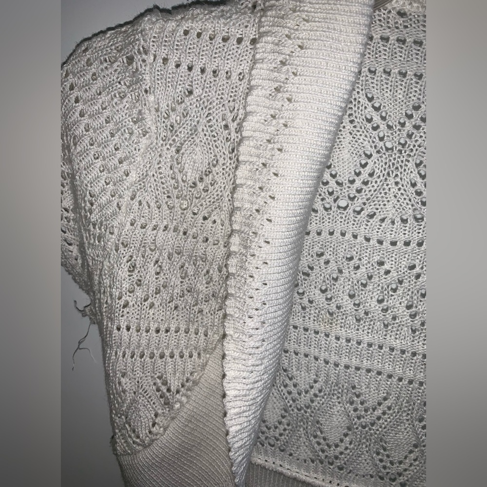 Cardigan - Picture 2 of 4